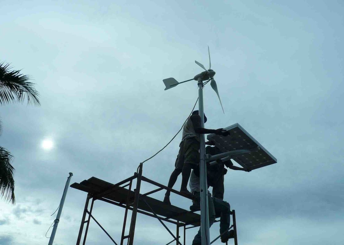 High Power Production House Mounted Wind Turbine 1000 Watt With Hydraulic Tower