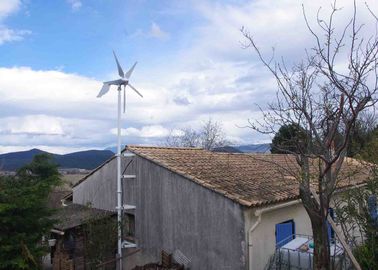 Chine Générateur de vent magnétique d&#039;énergie verte, utilisation se produisante électrique des moulins à vent 1500W à la maison usine