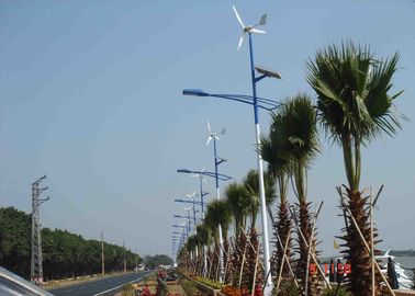 Chine Turbine de vent horizontale argentée de 48V 1500W, générateur d&#039;énergie éolienne pour l&#039;usage à la maison usine
